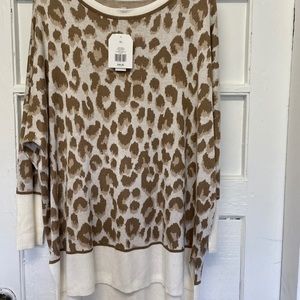 Dolman sleeves sweater/ sweat shirt wonderby XL IVORY LEO COLOR NEW WITH TAG